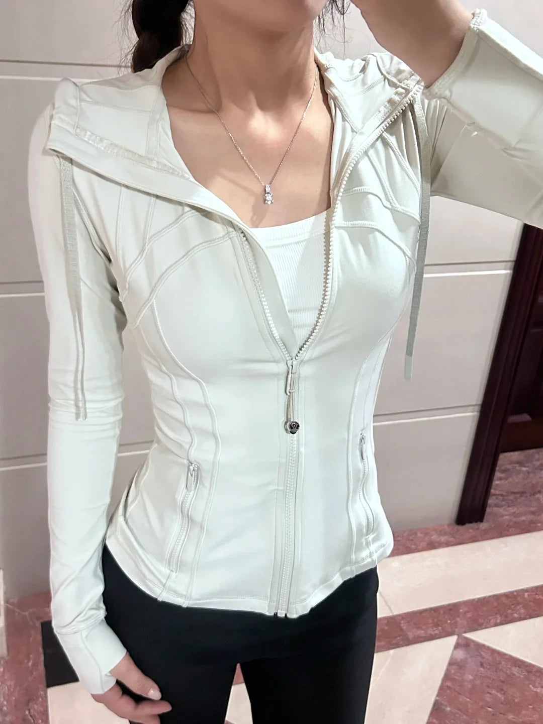 Yogaleven Hoodie Jacket – Sneldrogend met Capuchon