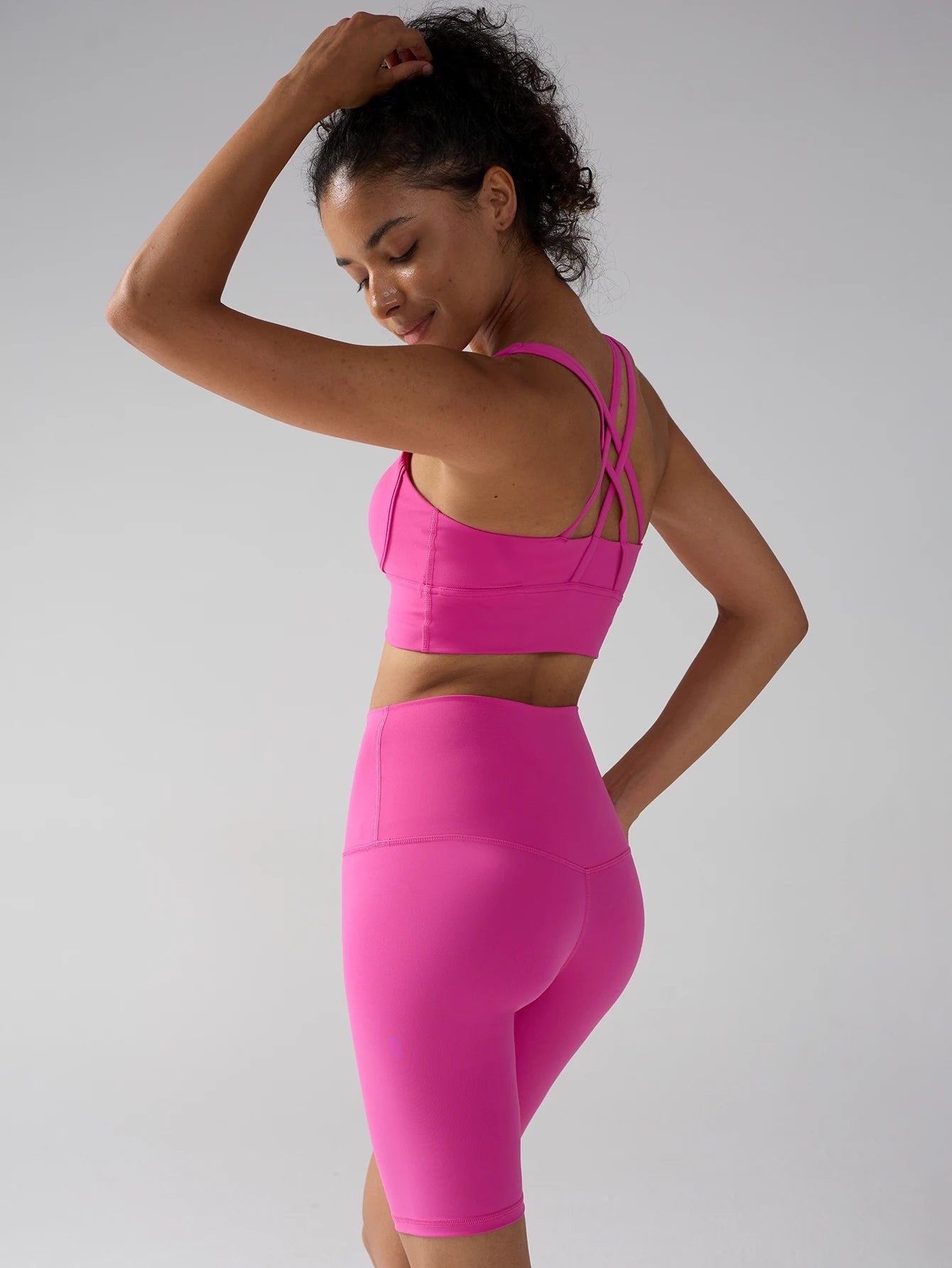 Yogaleven Shorts Set – Cross BH & Shorts Pilates