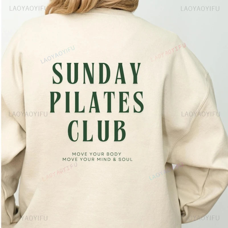 Pilates Club Hoodie – Unisex Katoenen Sweater met Rugprint